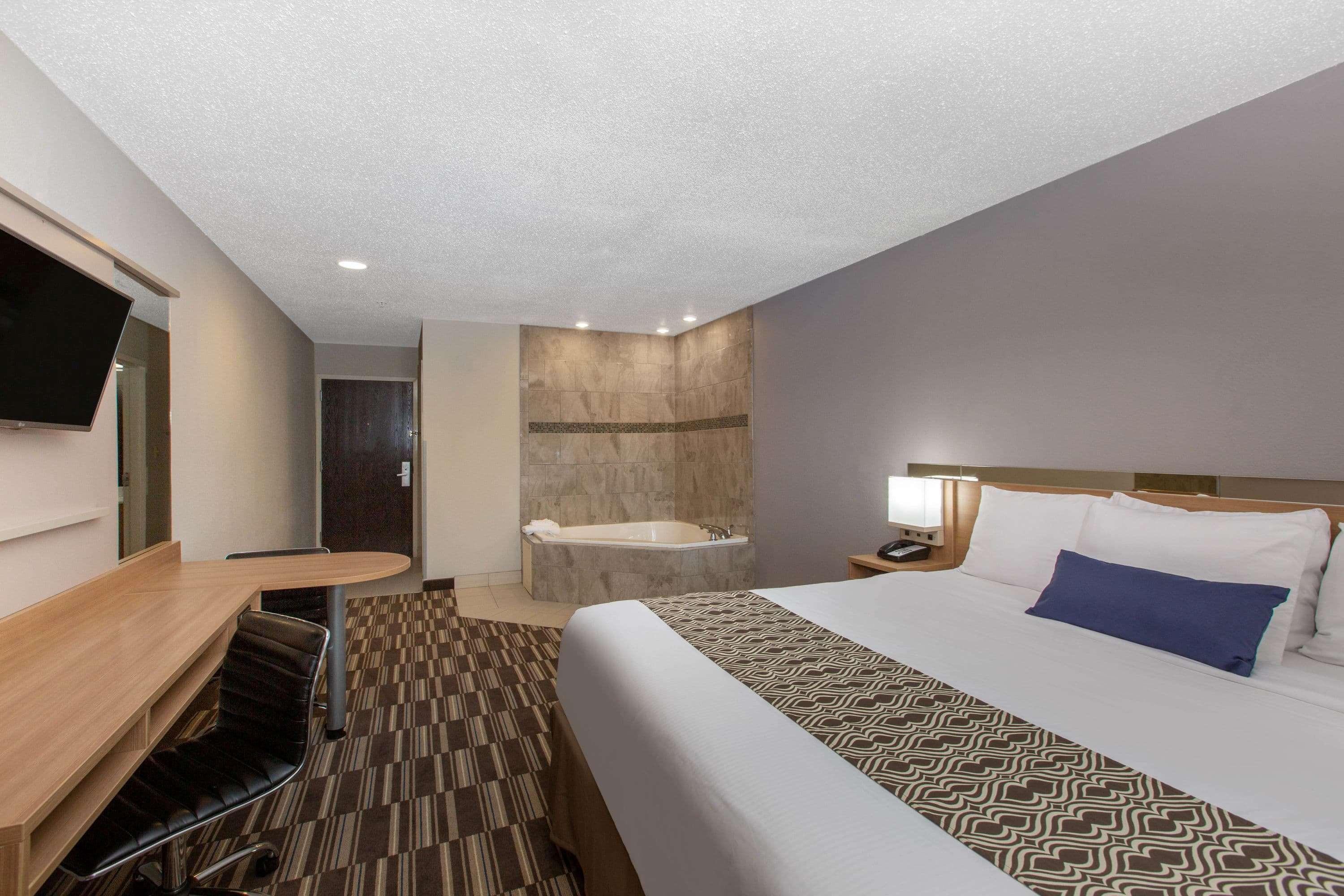 Microtel Inn & Suites By Wyndham Augusta/Riverwatch Extérieur photo