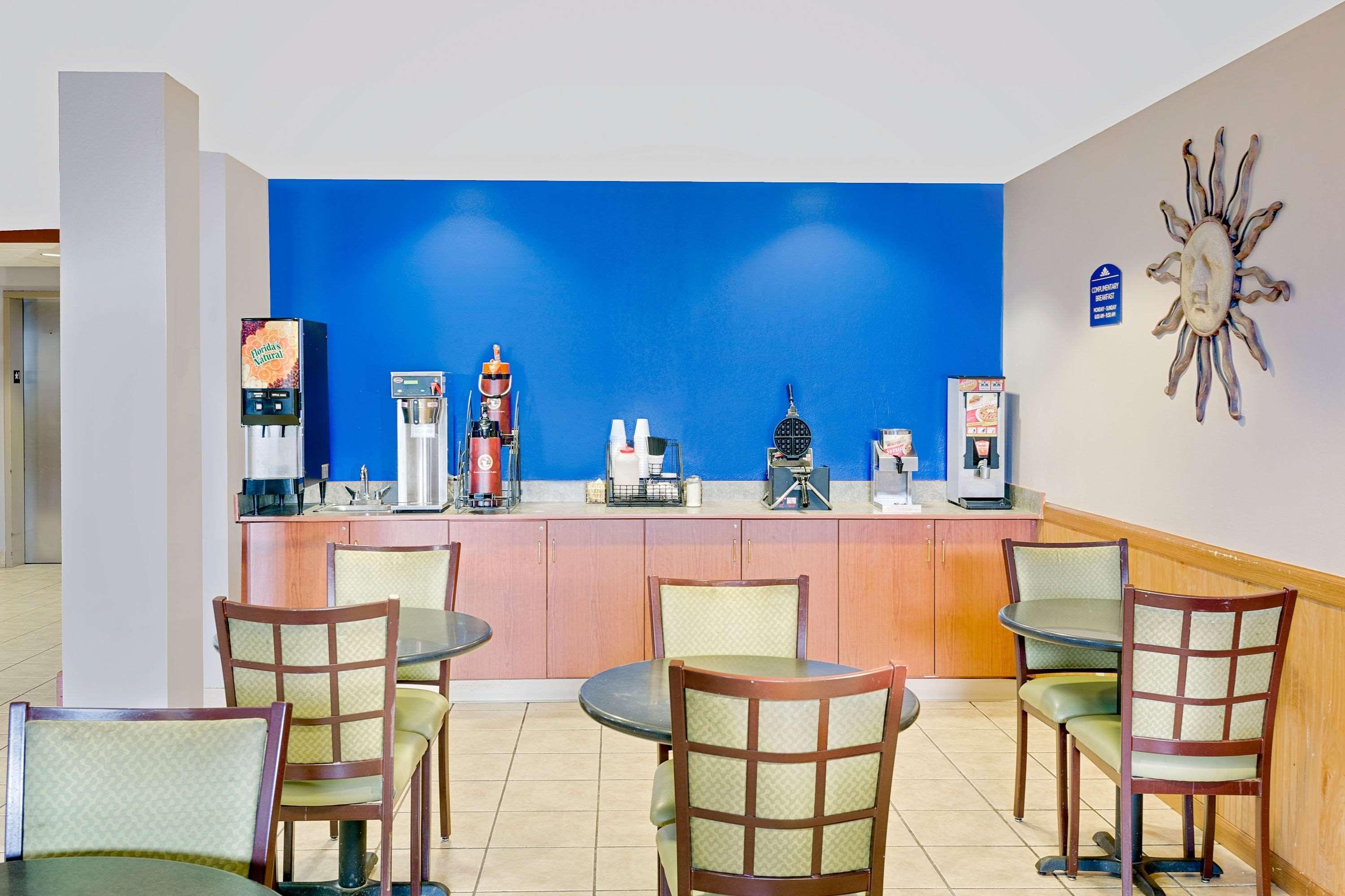 Microtel Inn & Suites By Wyndham Augusta/Riverwatch Extérieur photo