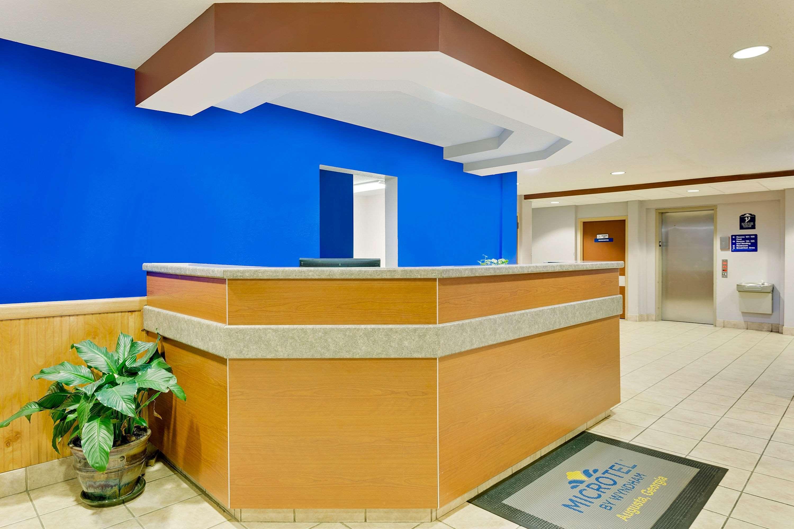 Microtel Inn & Suites By Wyndham Augusta/Riverwatch Extérieur photo