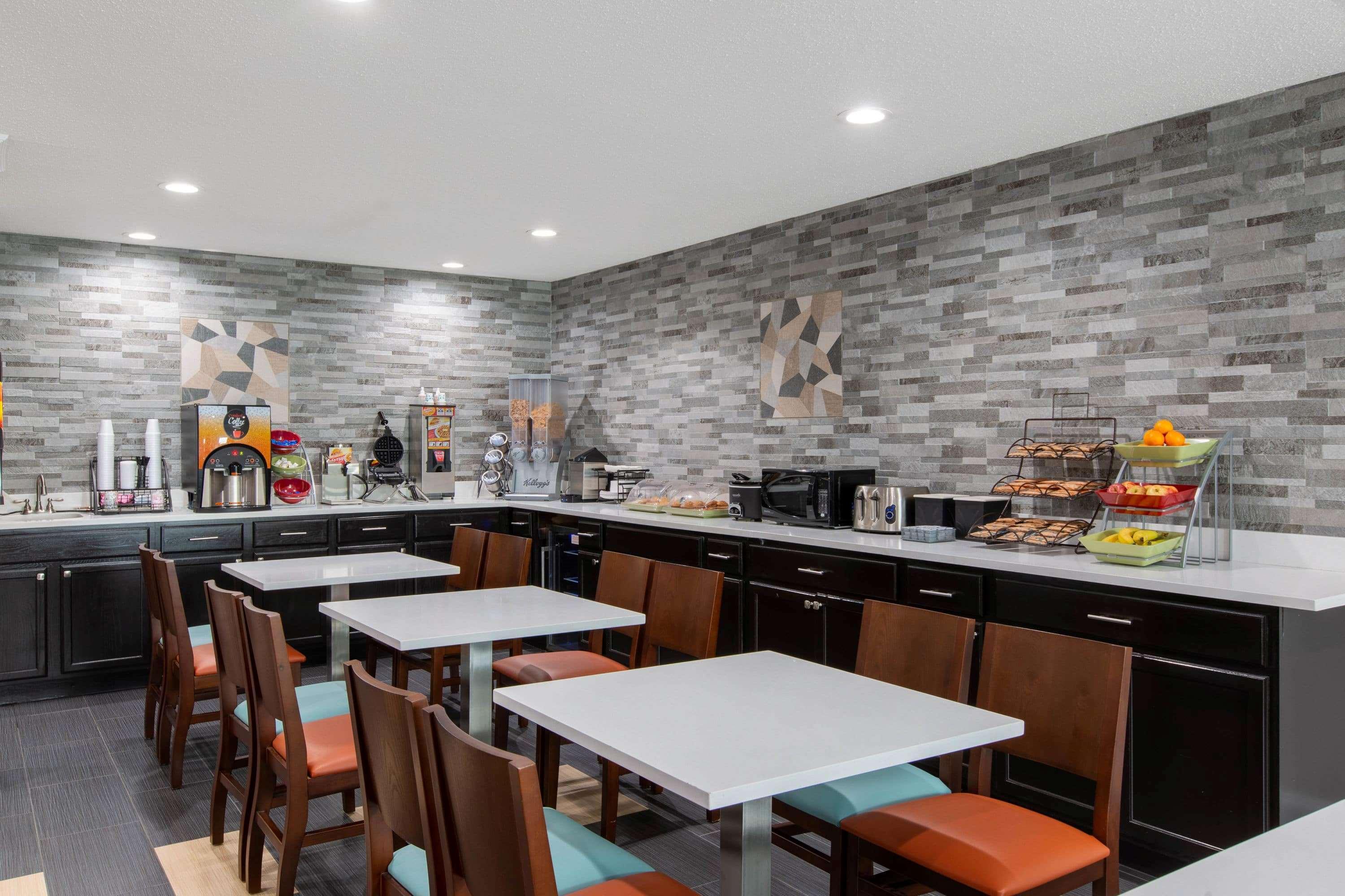 Microtel Inn & Suites By Wyndham Augusta/Riverwatch Extérieur photo