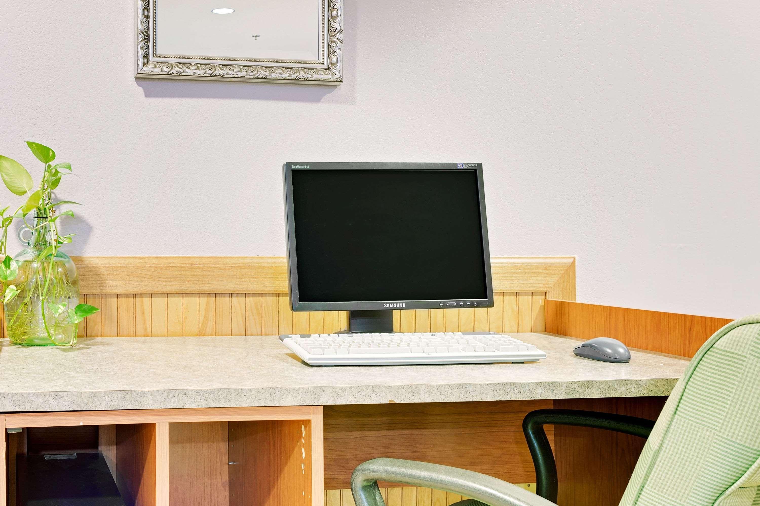 Microtel Inn & Suites By Wyndham Augusta/Riverwatch Extérieur photo
